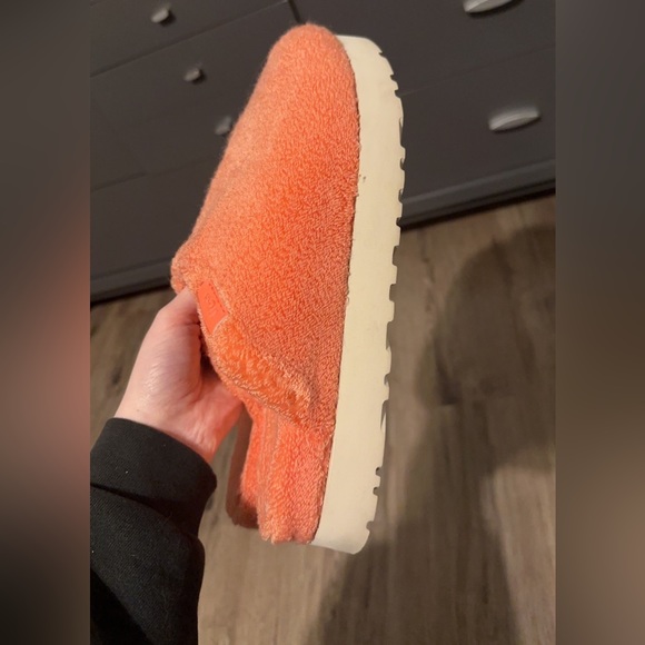 Ugg women’s slipper slides - fuzz sugar Terry - peach bliss - Picture 7 of 9